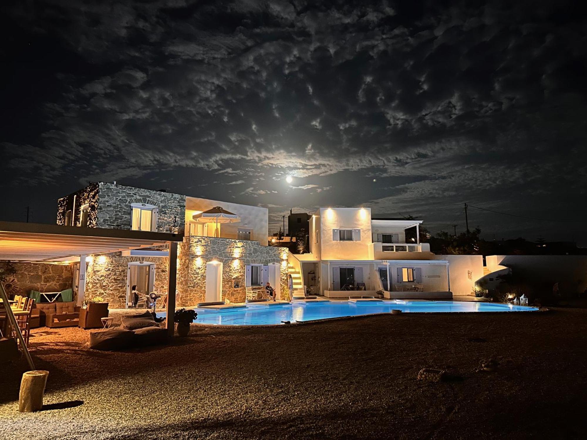 Blu Suites And Studios Adamantas  Dış mekan fotoğraf